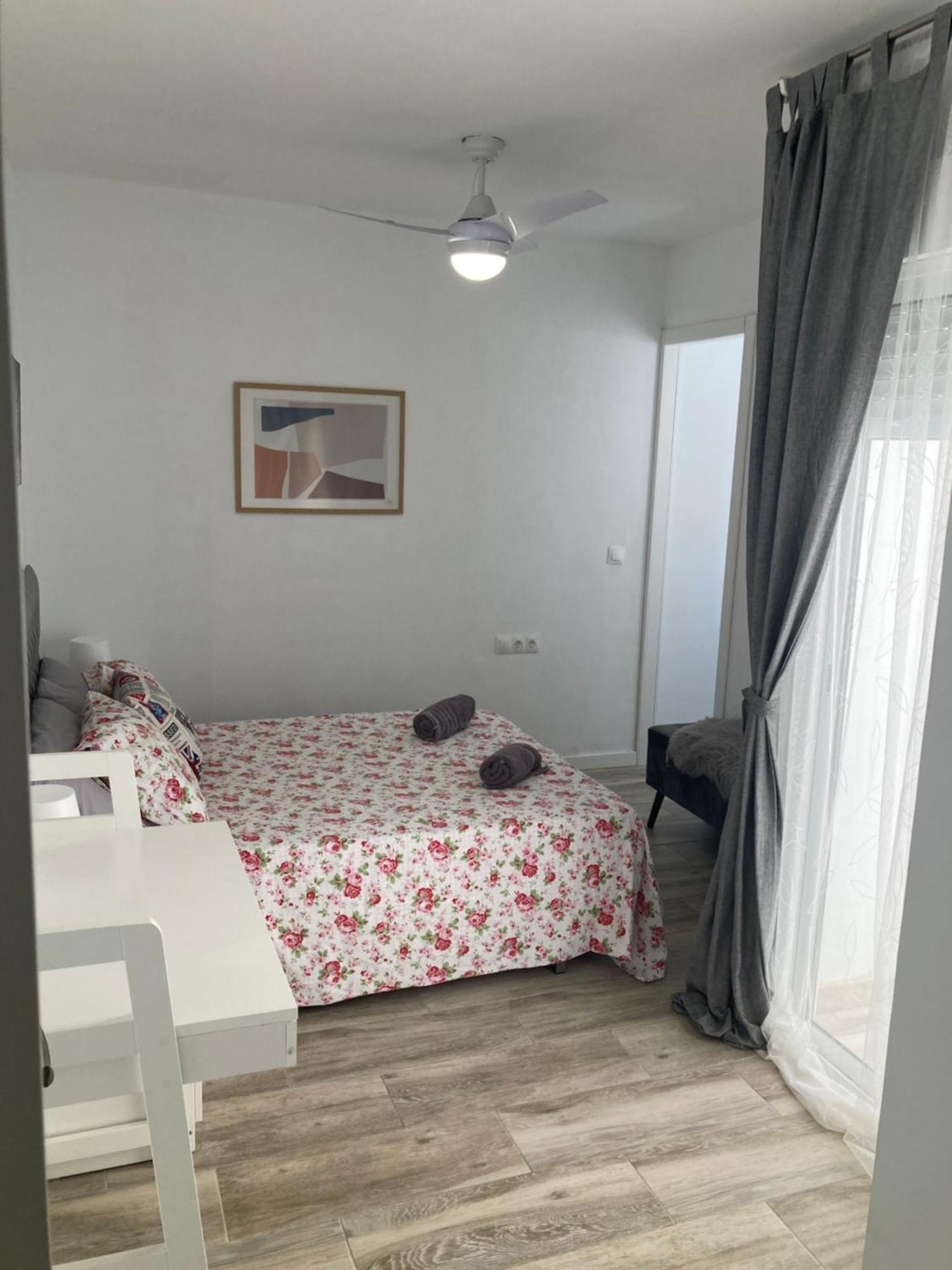 Ferienwohnung Apartamento Moderno Junto Al Mar Vinarós Exterior foto